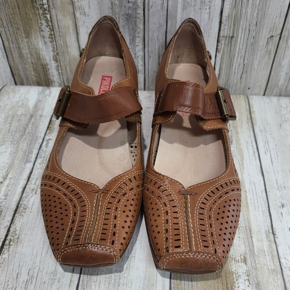 PIKOLINOS Shoes - Pikolinos Women's Tan Leather Cutout MaryJane Buckle Shoes Size 37 is 6.5 in US